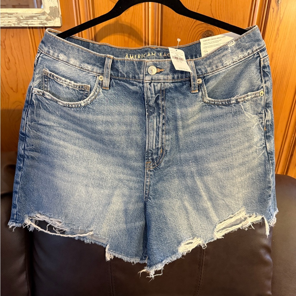 American eagle women’s shorts